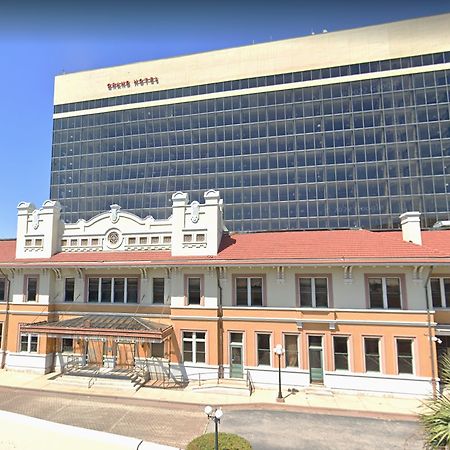 Crowne Plaza Pensacola Grand Hotel Exterior foto