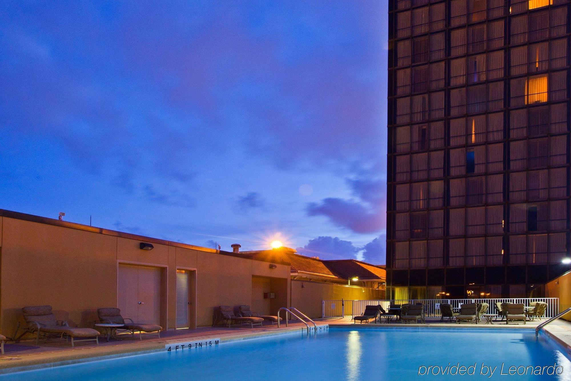 Crowne Plaza Pensacola Grand Hotel Instalações foto