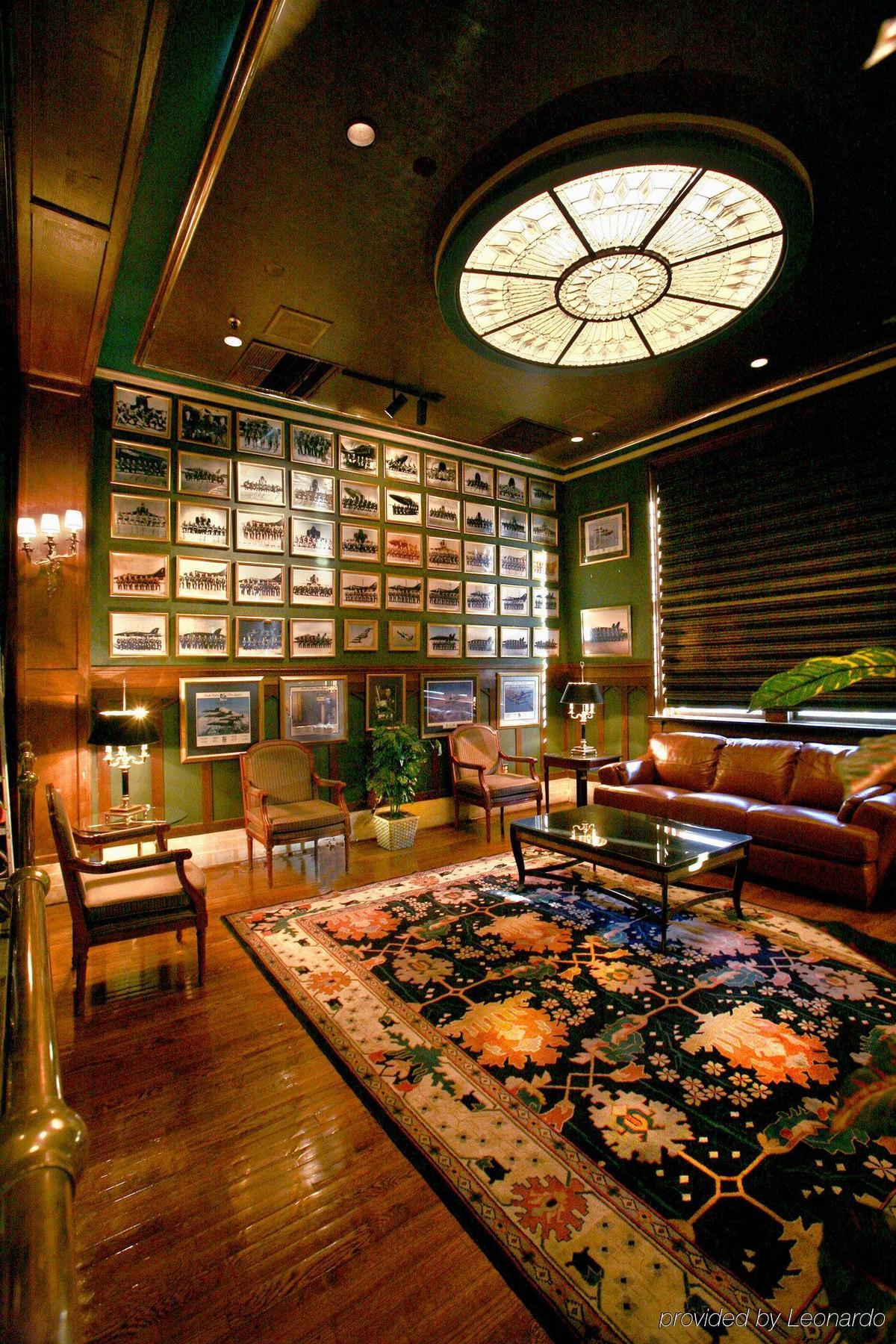 Crowne Plaza Pensacola Grand Hotel Interior foto